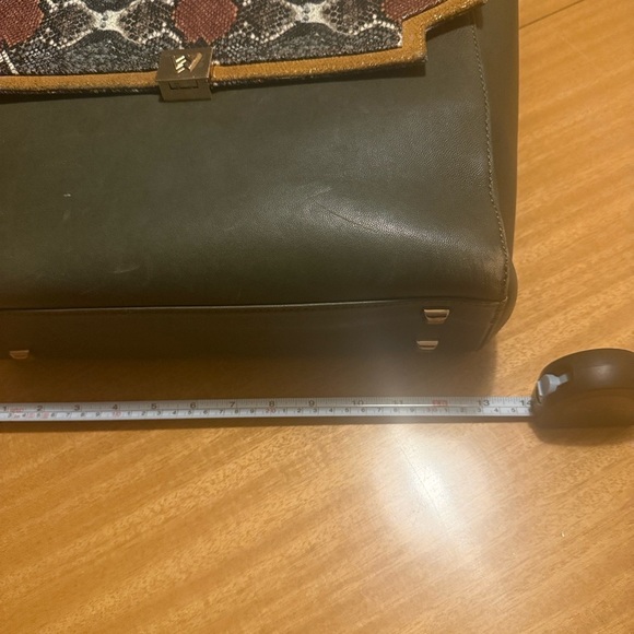 Kelly Wynne designer Olive and Python Print Satchel - Picture 4 of 13